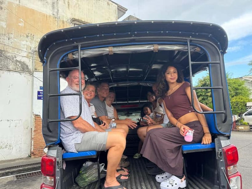 Chiang Mai: Cooking Class with Market and Pickup - Cooking Four Dishes Without Getting Lost
