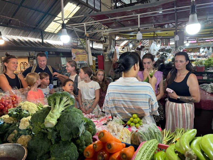 Chiang Mai: Cooking Class with Market and Pickup - Morning or Evening: Which Session Works Best?