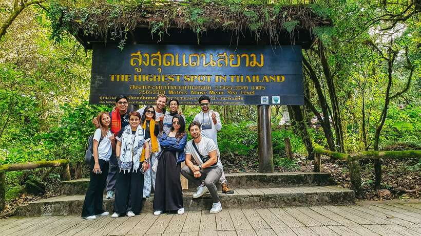 Chiang Mai: Doi Inthanon National Park Eco-Friendly Tour - The Twin Pagodas and their mountain views