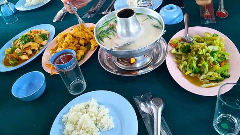 Chiang Mai:Doi Inthanon National Park & Hike at Kew Mae Pan - Ban Mae Klang Luang and village coffee