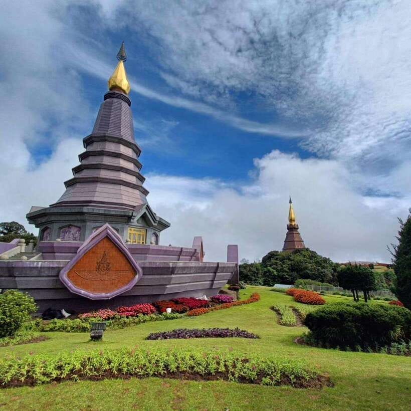 Chiang Mai: Doi Inthanon National Park & Waterfall Day Tour - The Ang Ga trail and Thailand’s highest point
