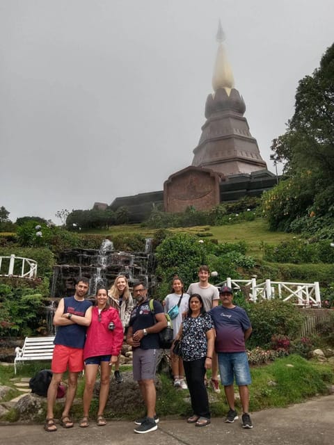 Chiang Mai: Doi Inthanon Park and Pha Dok Siew Hike Day Trip - Rice Terraces and the Karen Hilltribe Village