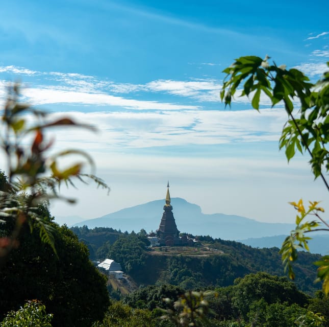 Chiang Mai: Doi Inthanon Park and Pha Dok Siew Trail Trek - The road from Chiang Mai to Doi Inthanon