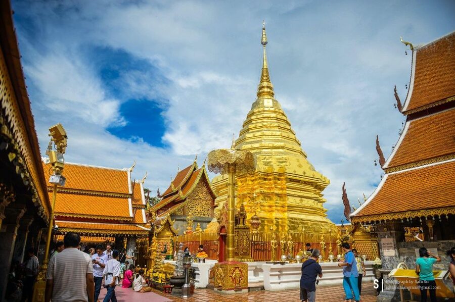 Chiang Mai: Doi Suthep and Hmong Village Half-Day Tour - Timing, comfort, and the real pace