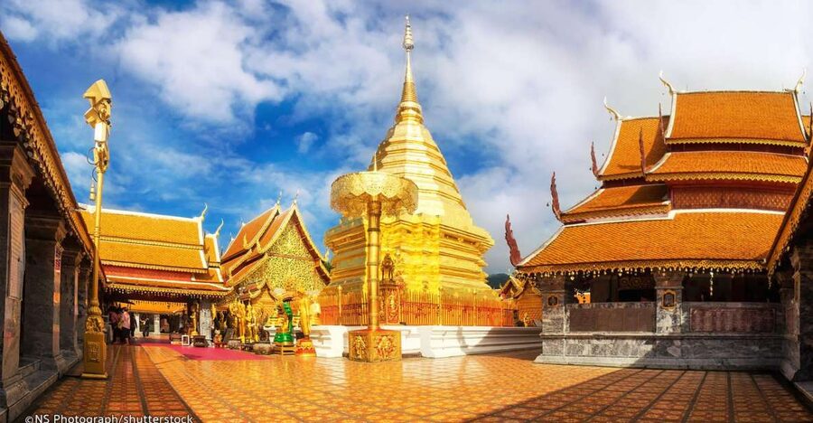 Chiang Mai: Doi Suthep and Hmong Village Half-Day Tour - Who should book this tour?