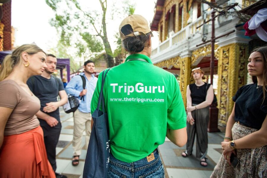 Chiang Mai: Doi Suthep and Wat Umong Enchanting Evening Tour - The guides are a major part of the value