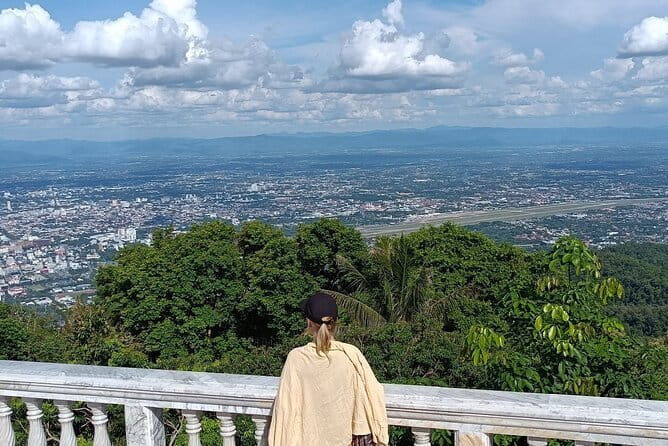 Chiang Mai Doi Suthep Temple and Wat Pha Lat Hike - Why this pairing works so well