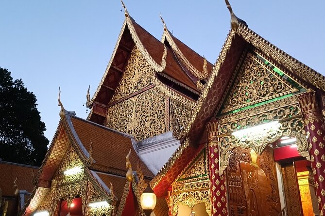 Chiang Mai - Doi Suthep Temple & Wat Pha Lat Hike - Guides, pacing, and the occasional coordination problem