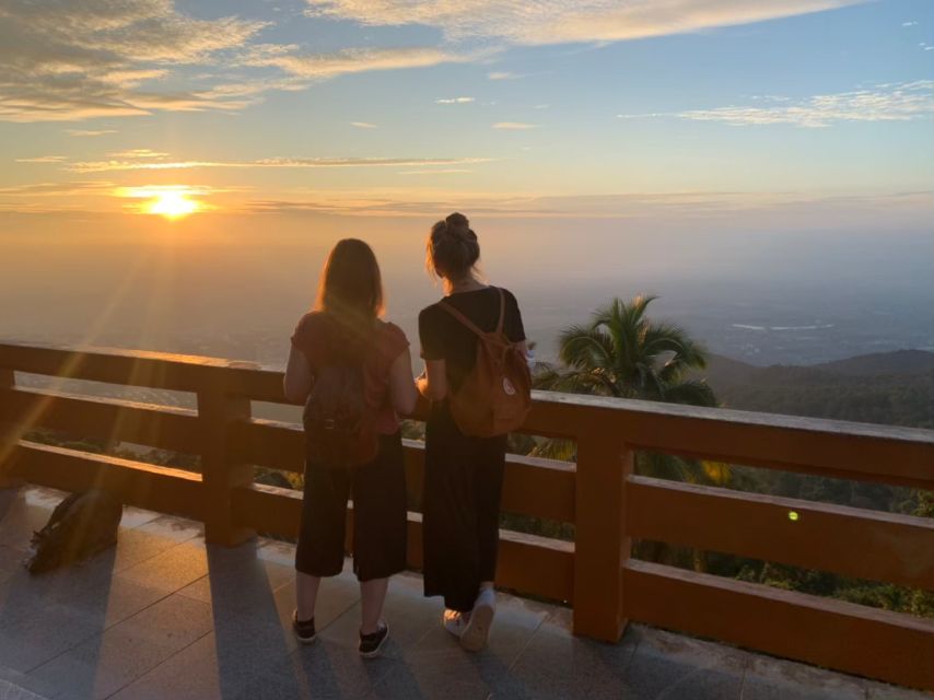 Chiang Mai: Doi Suthep, Wat Umong, and Pha Lat Sunrise Tour - What to wear and pack