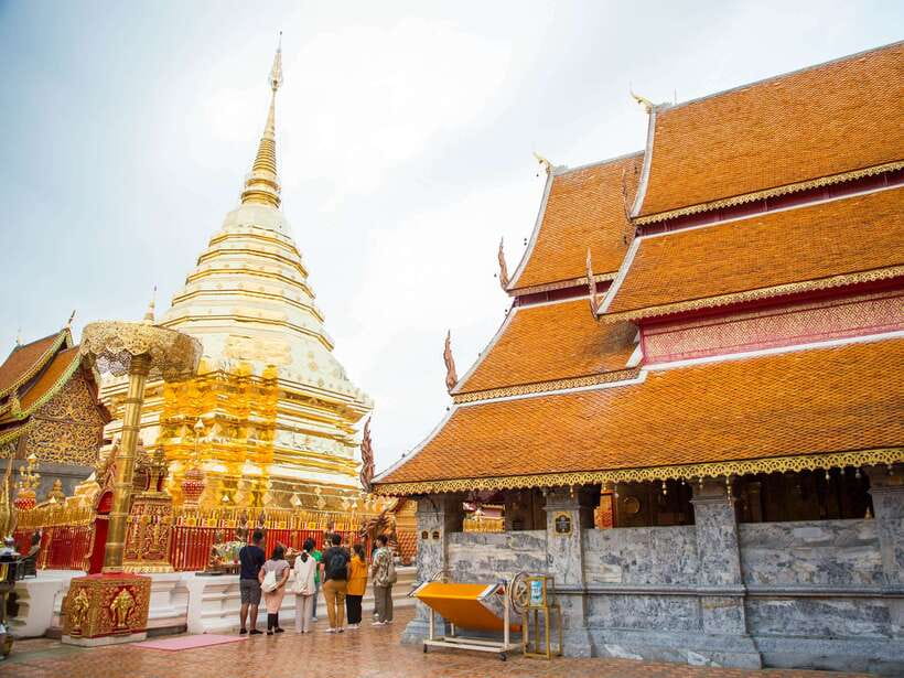 Chiang Mai: Doi Suthep, Wat Umong, and Pha Lat Sunrise Tour - Transport, timing, and group size