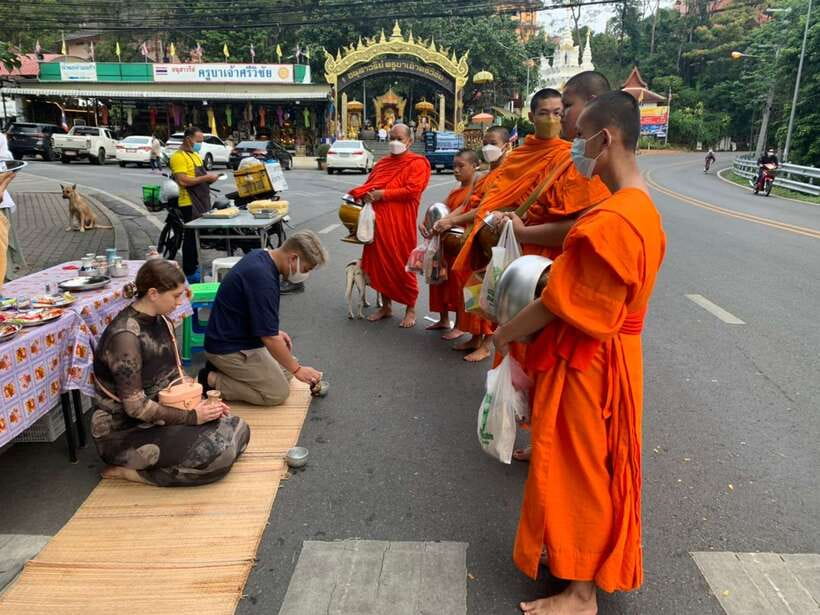 Chiang Mai: Doi Suthep, Wat Umong, and Pha Lat Sunrise Tour - Is $32 a fair price?