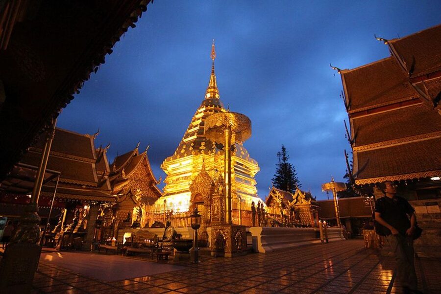 Chiang Mai: Doi Suthep & Wat Umong Twilight Tour with Pickup - Why a twilight visit works so well in Chiang Mai