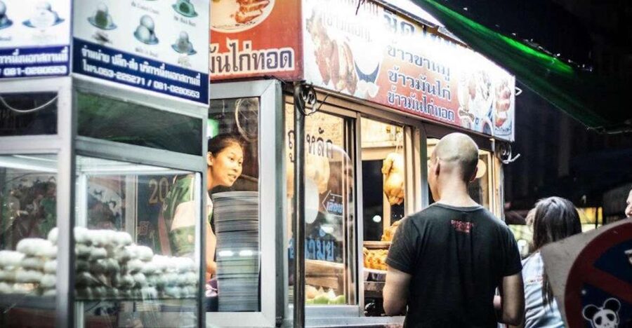 Chiang Mai: Evening Local Street Food Market Tour - Coconut dumplings and Thai sweets to finish