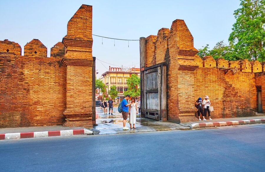 Chiang Mai: Exploration of Old City by Private Tuk-Tuk - The guide question matters