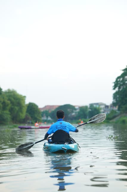 Chiang Mai:Explore kayaking through Mae Ping River on sunset - Paddling past Warorot Market, or Kad Luang