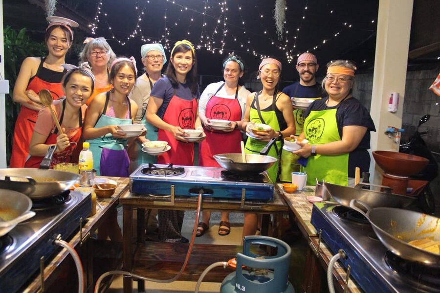 Chiang Mai: Half Day Evening Cooking Class with Market Tour - Is $35 good value for four hours?