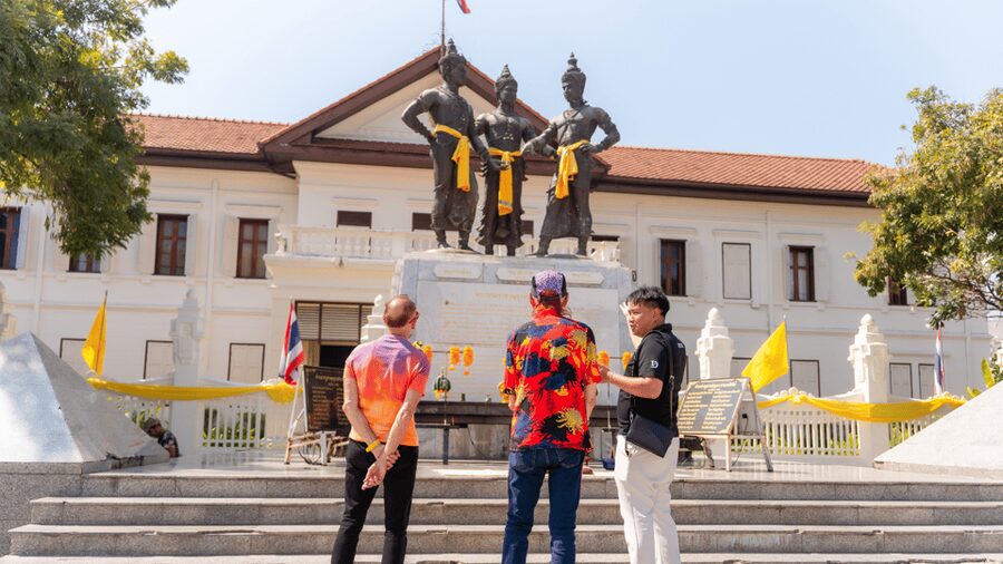 Chiang Mai: Historical and Culture Exploration Walking Tour - What the $15 price includes