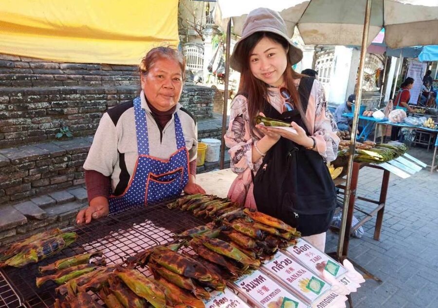 Chiang Mai: History & Mouth Watering Food Tour - Wat Chedi Luang and Lanna temple traditions