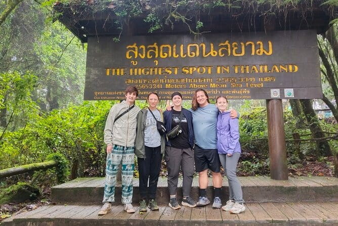 Chiang Mai: Inthanon, Elephant Sanctuary Observation & Waterfall - Walking the Pha Dok Siew trail to the waterfall
