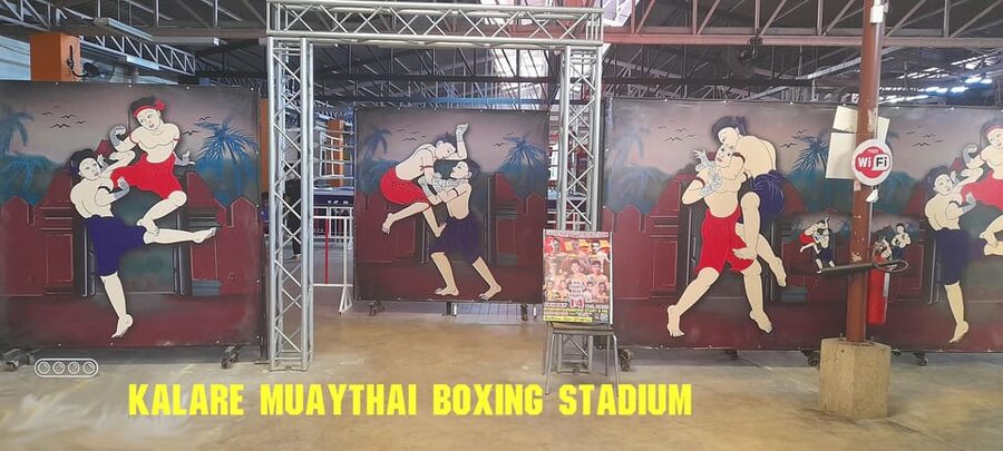 Chiang Mai: Kalare Night Bazaar Boxing Stadium Muay Thai - Seating choices: regular tickets or ringside