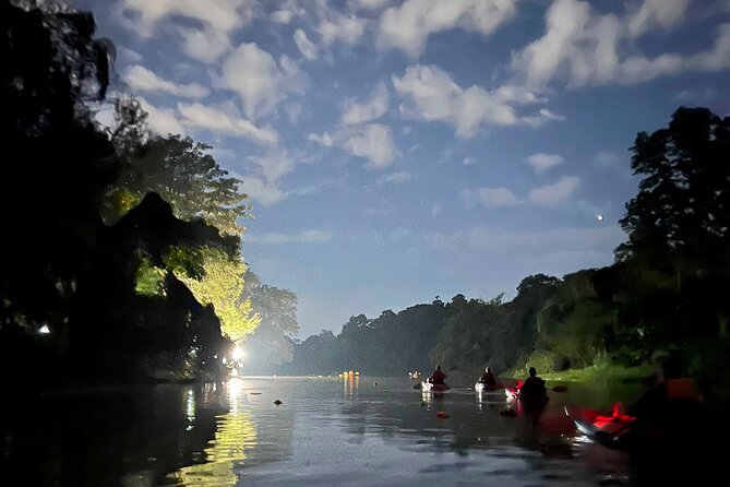 Chiang Mai: Kayak Under the Stars – 6 km to the Heart of the City - Singles, doubles, and the physical effort