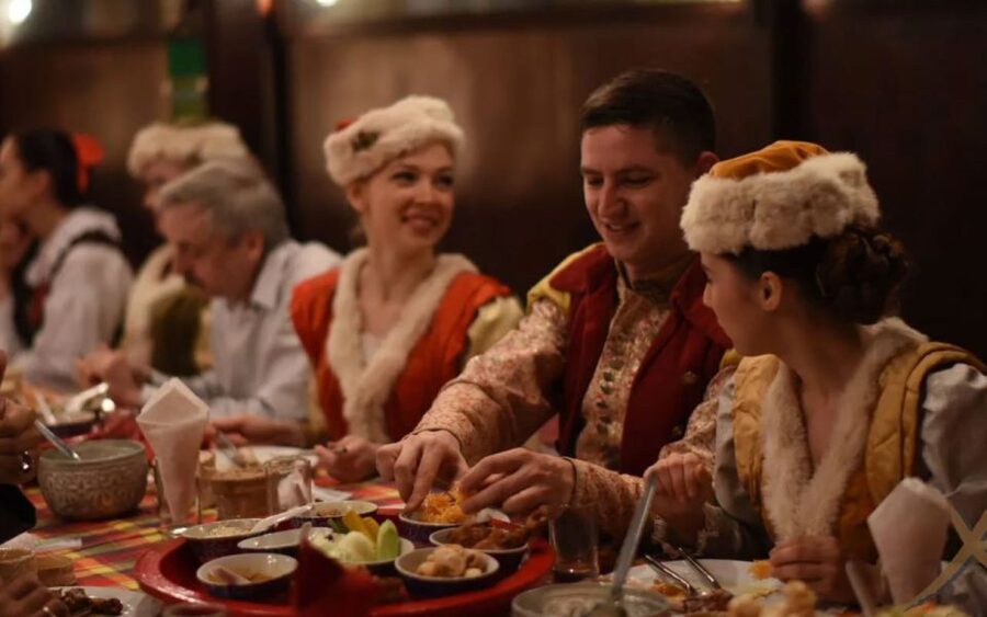 Chiang Mai: Khantoke Dinner with Traditional Performance - What the Khantoke tradition means at dinner