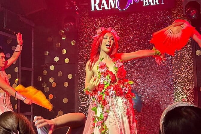 Chiang Mai: Ladyboy Cabaret – Stories, Dinner and Sparkle - The 8 p.m. pickup in a red songthaew