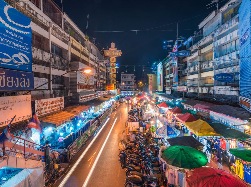 Chiang Mai: Local Food and Markets Guided Walking Tour - The dinosaur-shaped pa thong go at Go Neng
