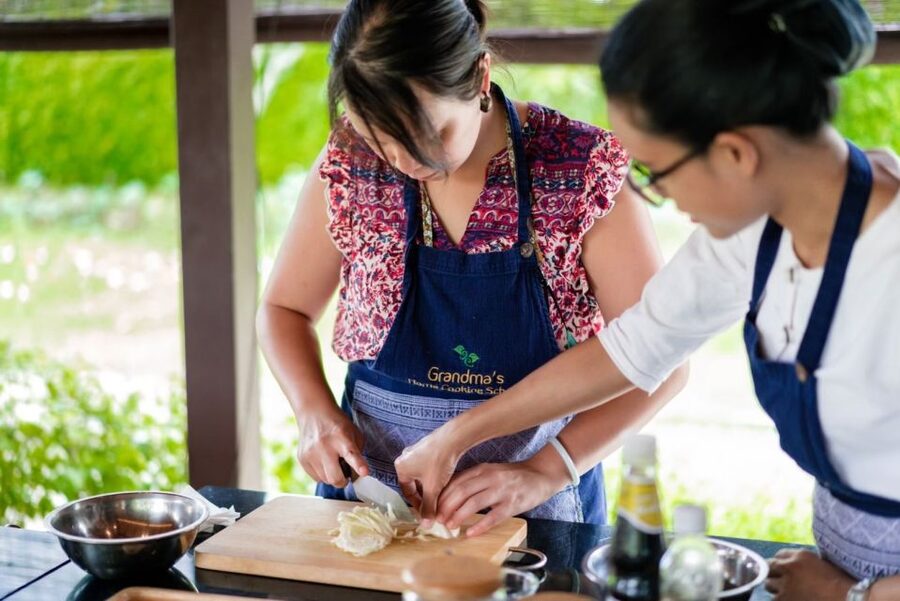 Chiang Mai: Local Northern Thai Cooking Class at Grandma's - Charcoal, banana leaves, and hands-on work