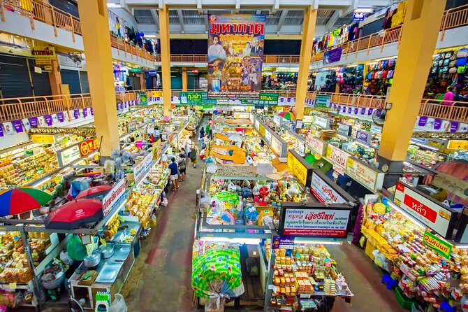 Chiang Mai Michelin Food Walking Tour with Professional Tour Guide - Thana Ocha Noodle and the final savory bowl