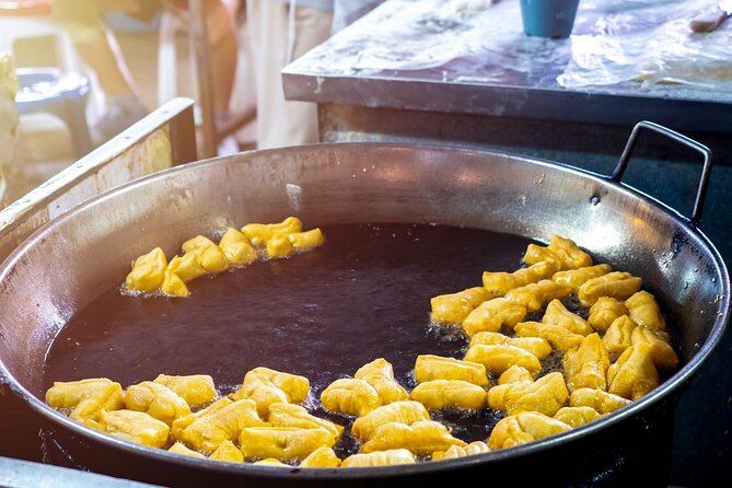Chiang Mai Michelin Food Walking Tour with Professional Tour Guide - The best start time is the morning