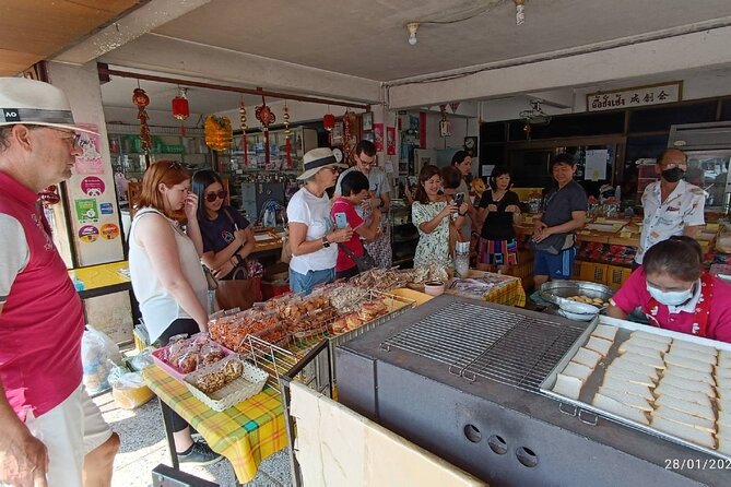 Chiang Mai Michelin Food Walking Tour with Professional Tour Guide - Starting at Chansom Memorial Bridge