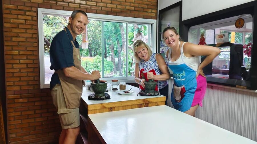 Chiang Mai: Morning Cooking Class with Market Visit - Six dishes, chosen by you
