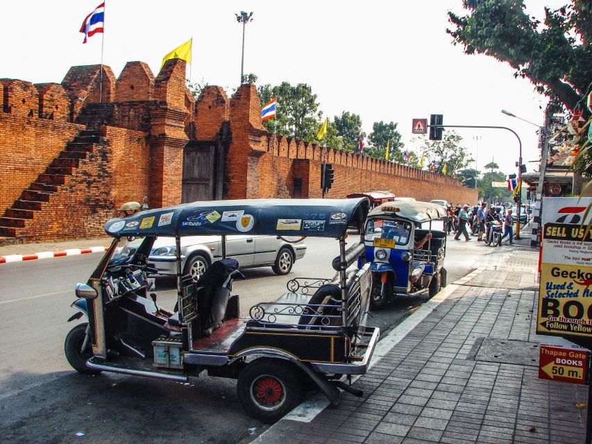 Chiang Mai: Private Tuk Tuk Tour of City Temples With Pickup - Key points before you book
