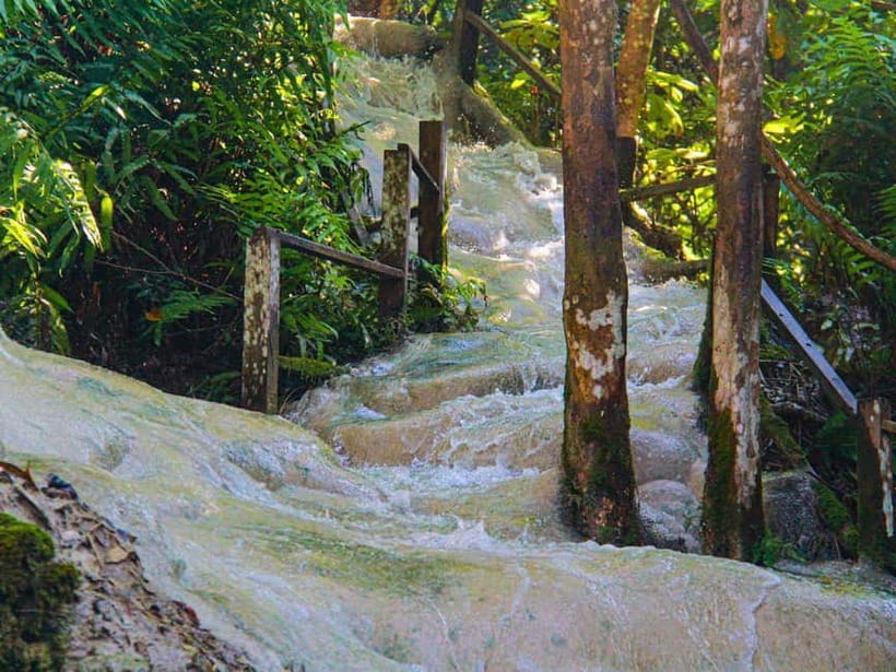 Chiang Mai: Sticky Waterfall by Local Truck with Market Stop - How to use your 90 minutes to two hours