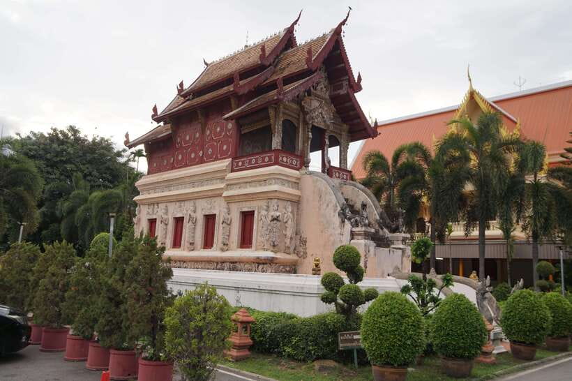 Chiang Mai: Temple And City Walking Tour Part I - What the $15 price really gets you