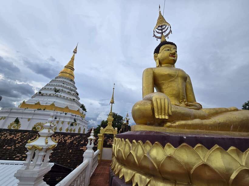 Chiang Mai: Temple & City Tour Part II - What the guide adds beyond temple facts
