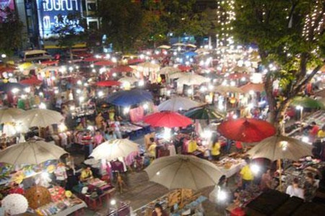 Chiang Mai Temples and Market Tuk-Tuk Evening Night Tour - Key points at a glance