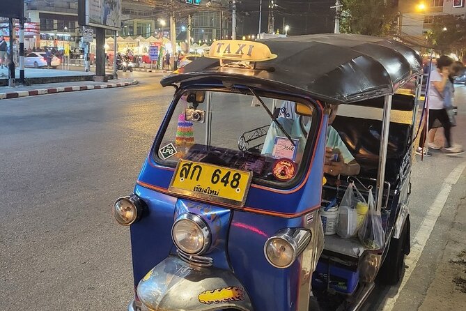 Chiang Mai Temples and Market Tuk-Tuk Evening Night Tour - Wat Chedi Luang and the THB 50 admission fee