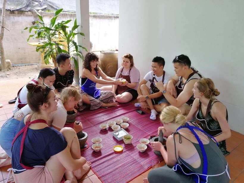 Chiang Mai: Thai Cooking and Market Tour with Lanna Smile - Cooking at your own station