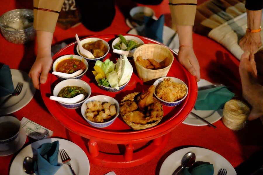 Chiang Mai Traditional Khan Toke Meal & Cultural Performance - Settling in at the Old Chiang Mai Cultural Center
