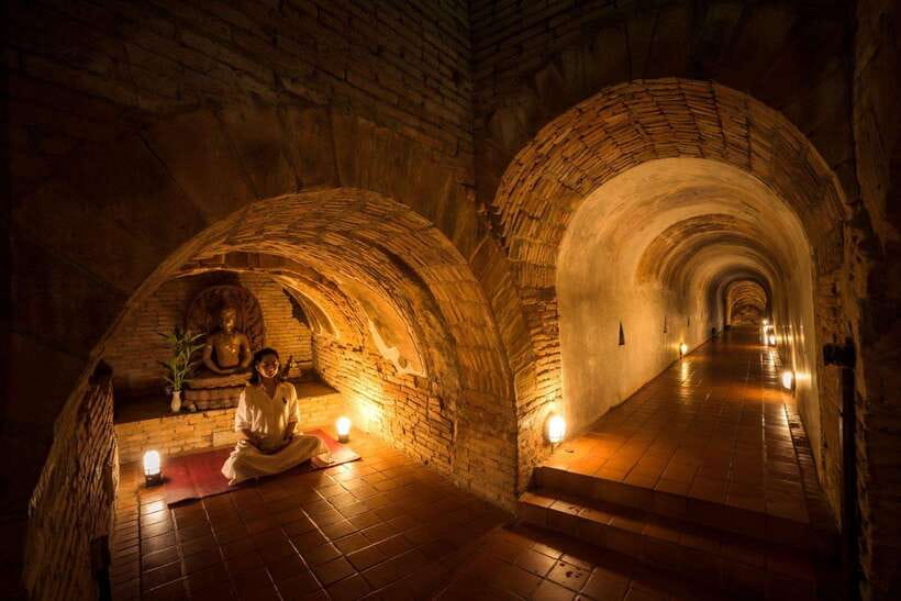 Chiang Mai:Wat Phra That Doi Suthep & Wat Umong Evening Tour - Key points at a glance