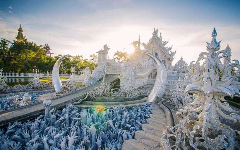 Chiang Mai: White, Blue & Big Buddha Temples in Chiang Rai - Wat Rong Khun, the White Temple