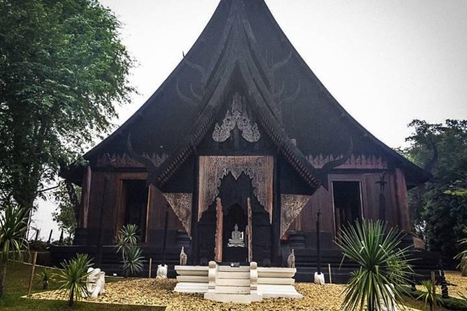 Chiang Rai and Golden Triangle Day Tour from Chiang Mai - Lunch near Mae Sai