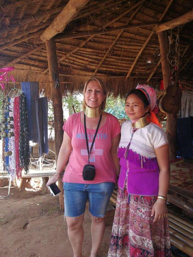 Chiang Rai: City Highlights One-Day Tour with Thai Lunch - House of Opium adds context before the drive home