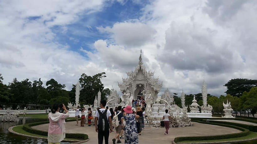 Chiang Rai: City Highlights One-Day Tour with Thai Lunch - The White Temple, Wat Rong Khun, takes center stage
