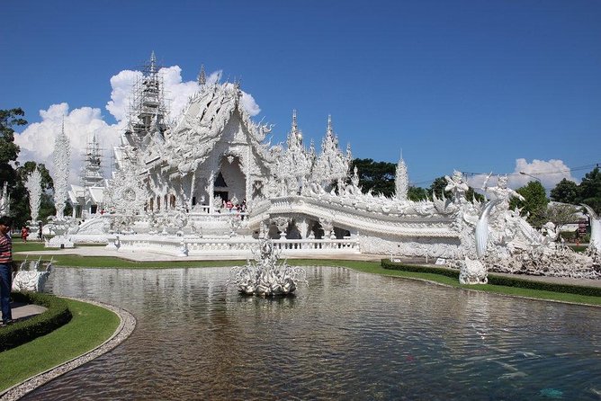 Chiang Rai Day Tour from Chiang Mai: White Temple & More w/ Lunch - Lunch near the White Temple
