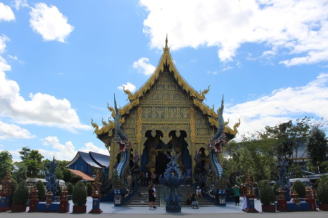 Chiang Rai Day Tour from Chiang Mai: White Temple & More w/ Lunch - Wat Huay Pla Kang and the giant Guan Yin statue