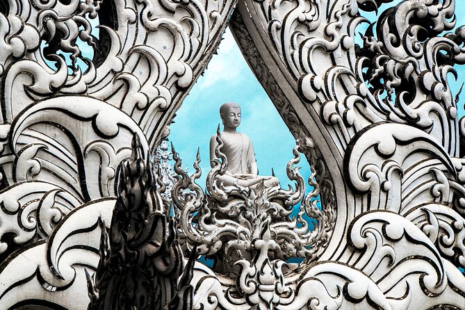 Chiang Rai Famed Temples and Golden Triangle Tour from Chiang Mai - The Golden Triangle closes the day with river views