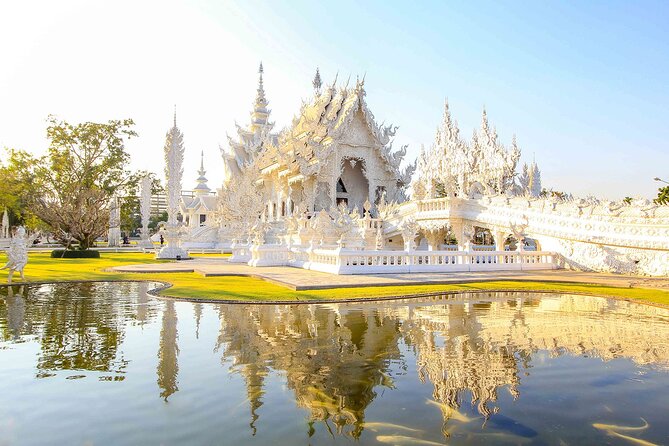 Chiang Rai Full Day Tour with Boat Trip and Longneck Village - The Golden Triangle and the short boat ride